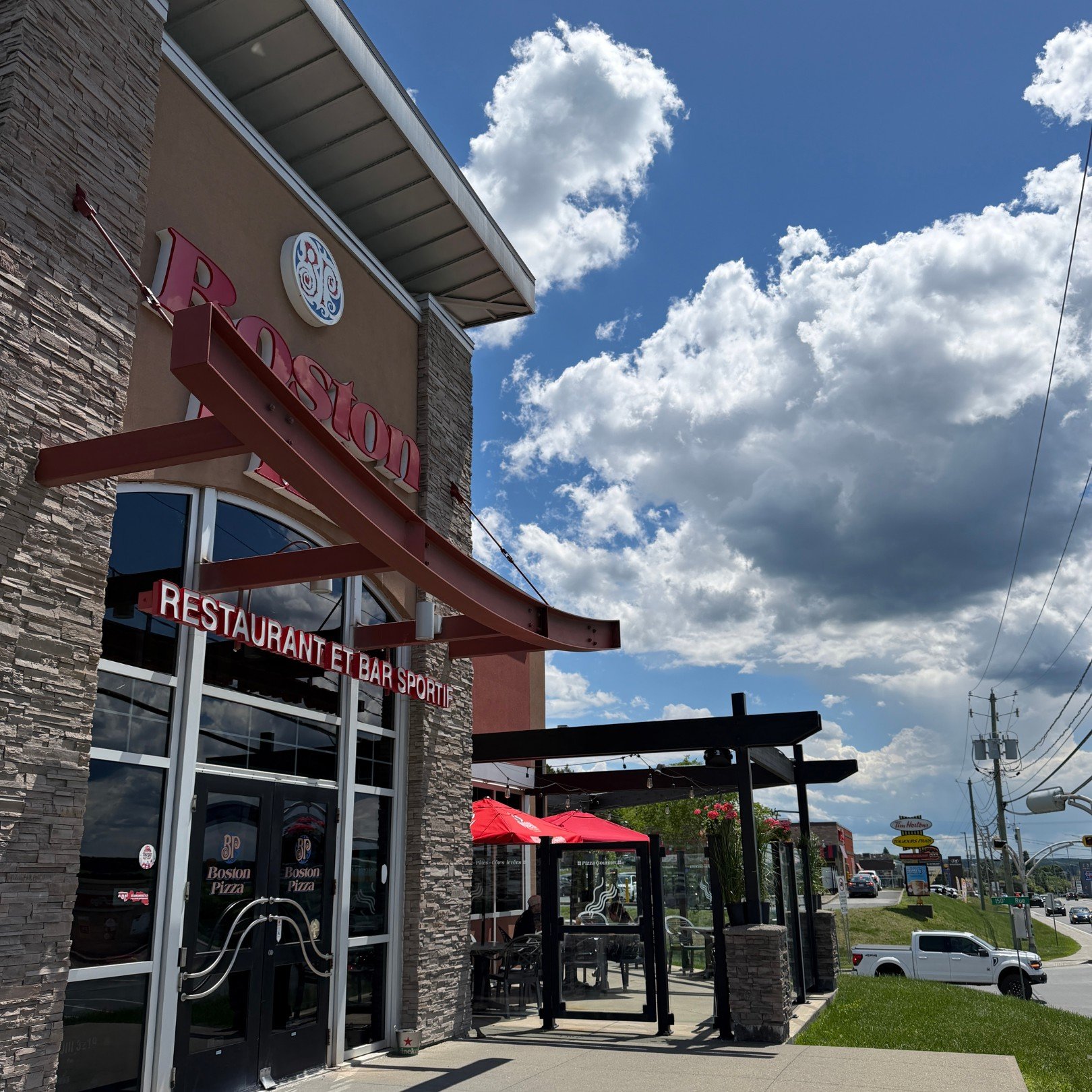 Boston Pizza Saint-Georges